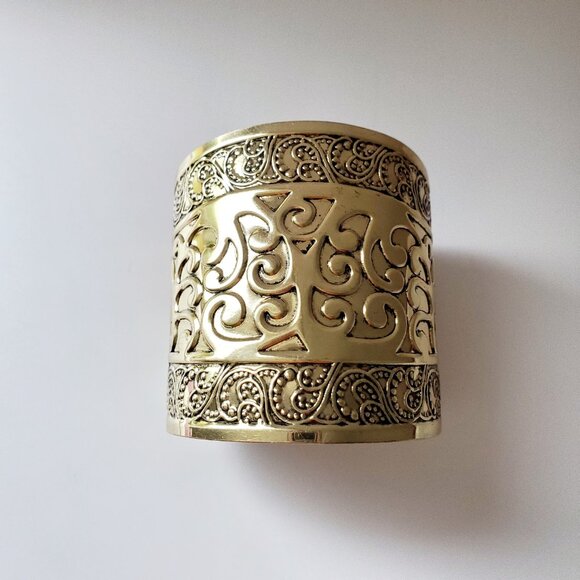 Estruscan Goddess Style Cuff Bangle Bracelet Rustic Gold tone & Black Textured - Picture 4 of 11